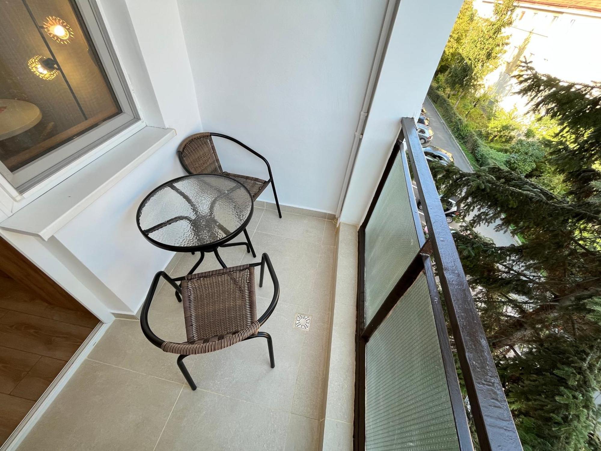 Căn hộ Quiet Flat With Balcony, Free Parking Included Cluj-Napoca