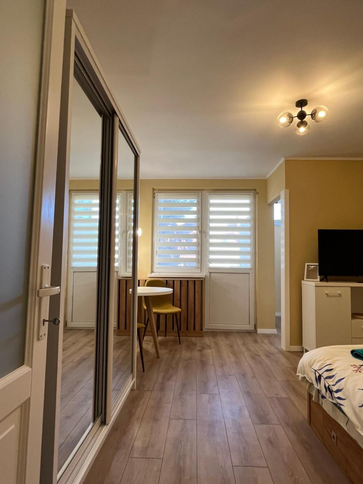 Quiet Flat With Balcony, Free Parking Included Apartment Cluj-Napoca